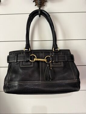 Vintage Coach Hamptons Black Pebbled Leather Satchel with Contrasting Stitching